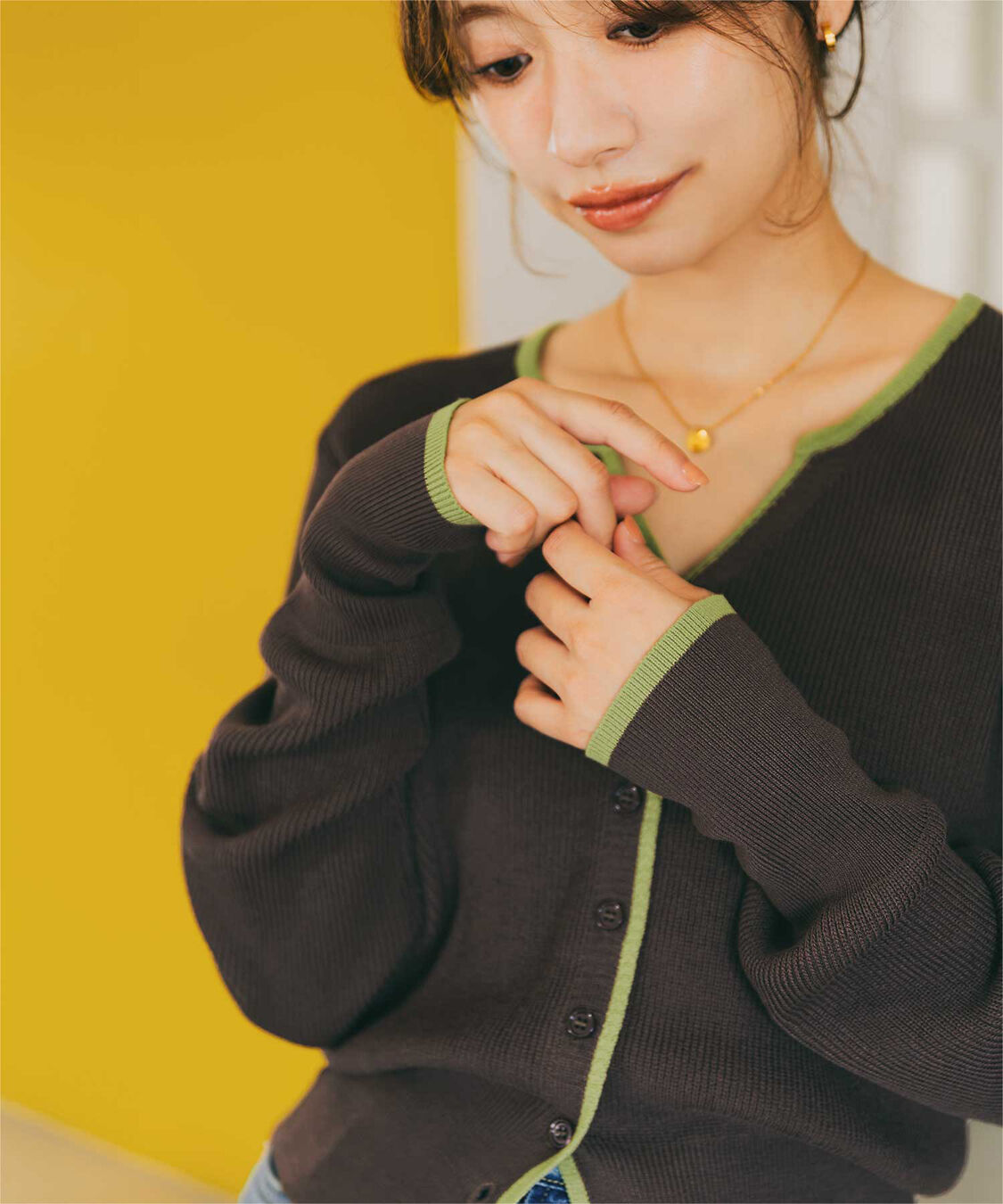 titivate「【赤埴奈津子さんコラボアイテム】キーネックリブニットカーディガン」|ニット・セーター|