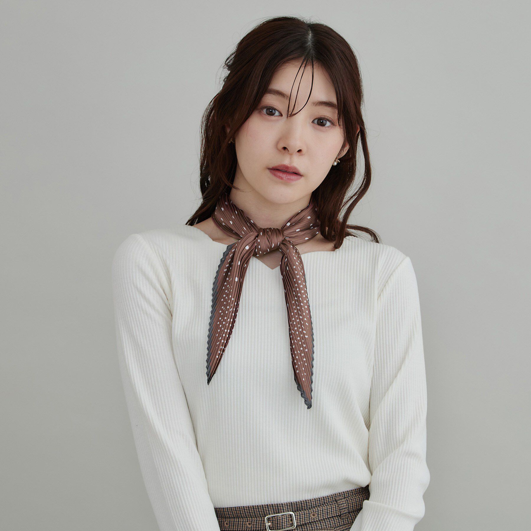 Couture broach「ドット柄プリーツスカーフ」|バンダナ・スカーフ|