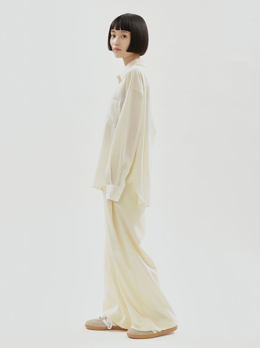 emmi atelier「【ONLINE限定カラーあり】ベーシックシャツ」|シャツ・ブラウス|