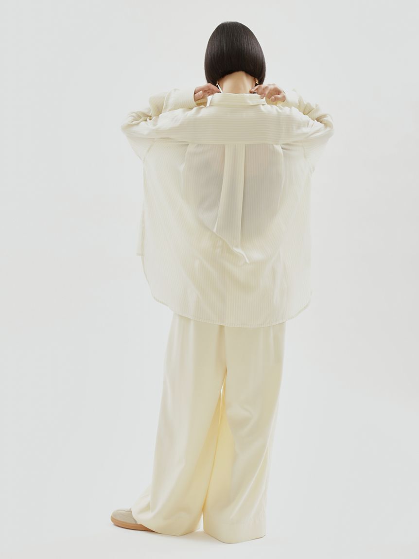 emmi atelier「【ONLINE限定カラーあり】ベーシックシャツ」|シャツ・ブラウス|