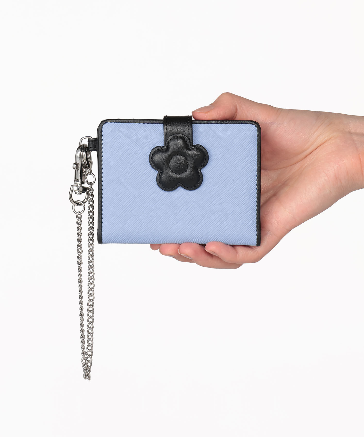MARY QUANT「デイジーパッチスナップ2 パスケース」|定期入れ|ブルー