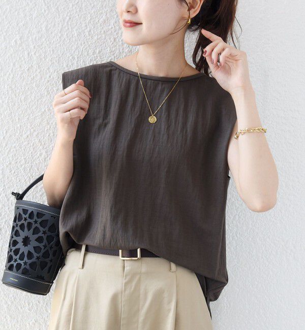 SHIPS for women「【実力派ベーシック】〈手洗い可能〉レーヨン ナイロン 深 ベンツ ノースリーブ プルオーバー」|Tシャツ・カットソー|カーキ