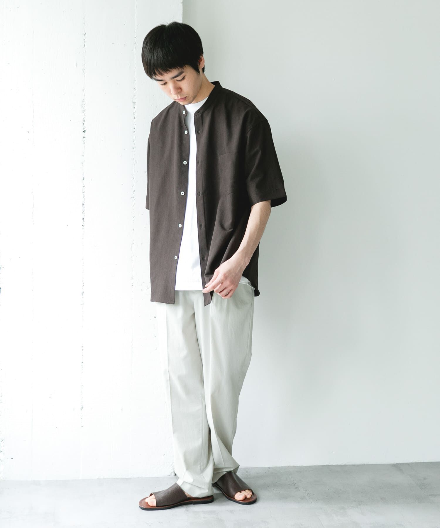 URBAN RESEARCH DOORS「『吸水速乾』セオアルファバンドカラーショートスリーブシャツ」|シャツ・ブラウス|