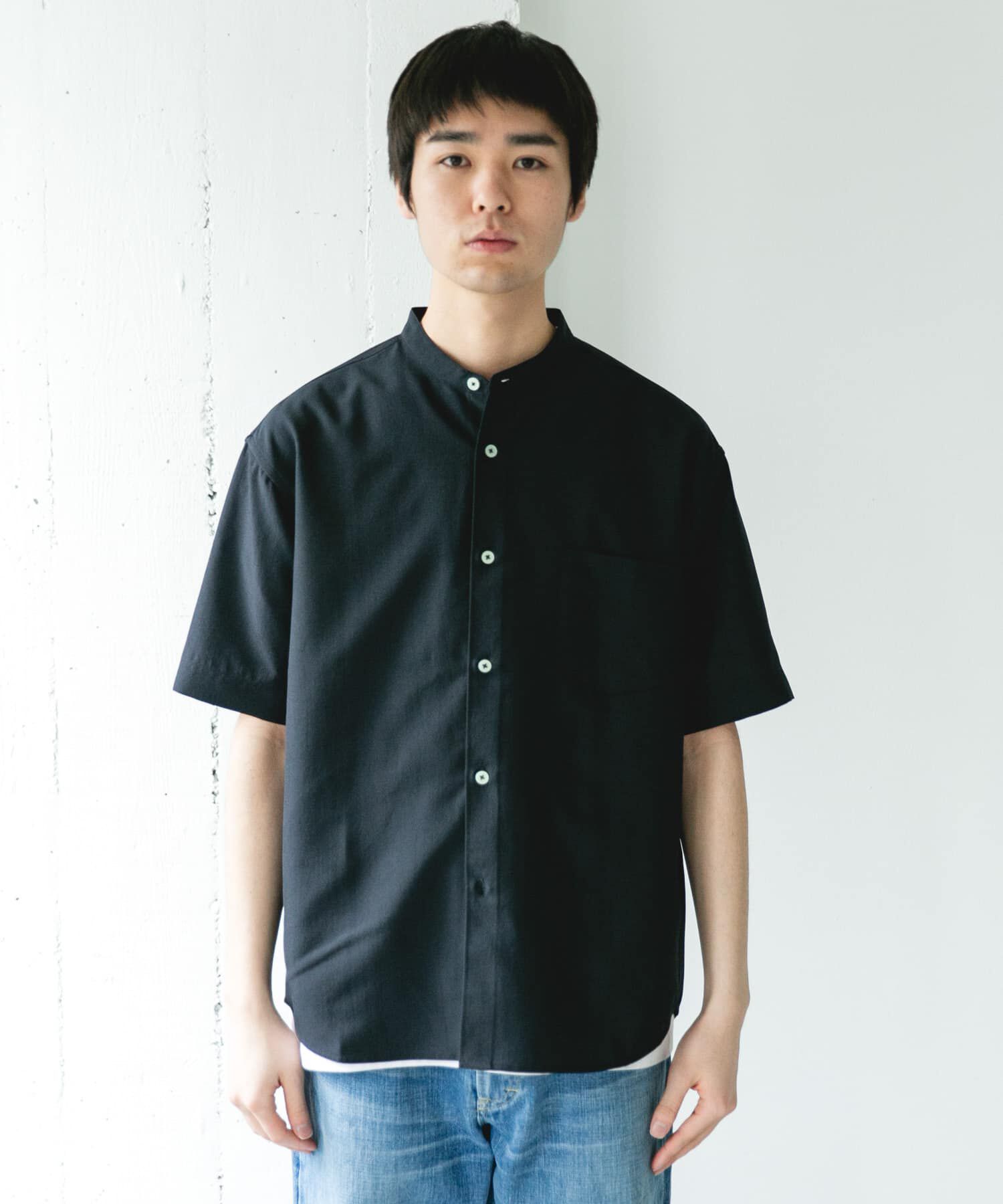 URBAN RESEARCH DOORS「『吸水速乾』セオアルファバンドカラーショートスリーブシャツ」|シャツ・ブラウス|