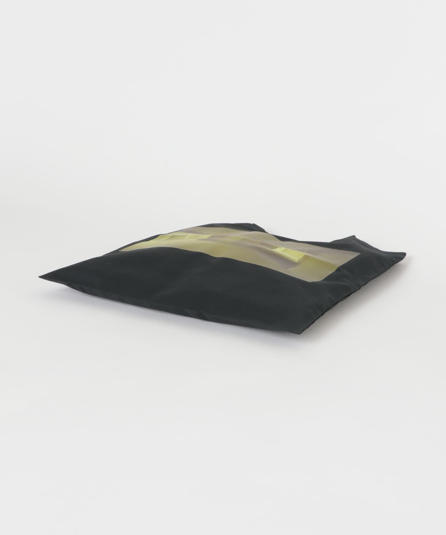 URBAN RESEARCH「URBAN RESEARCH&times;Backrooms&times;A24　LIMINAL SPACE TOTE BAG」|トートバッグ|