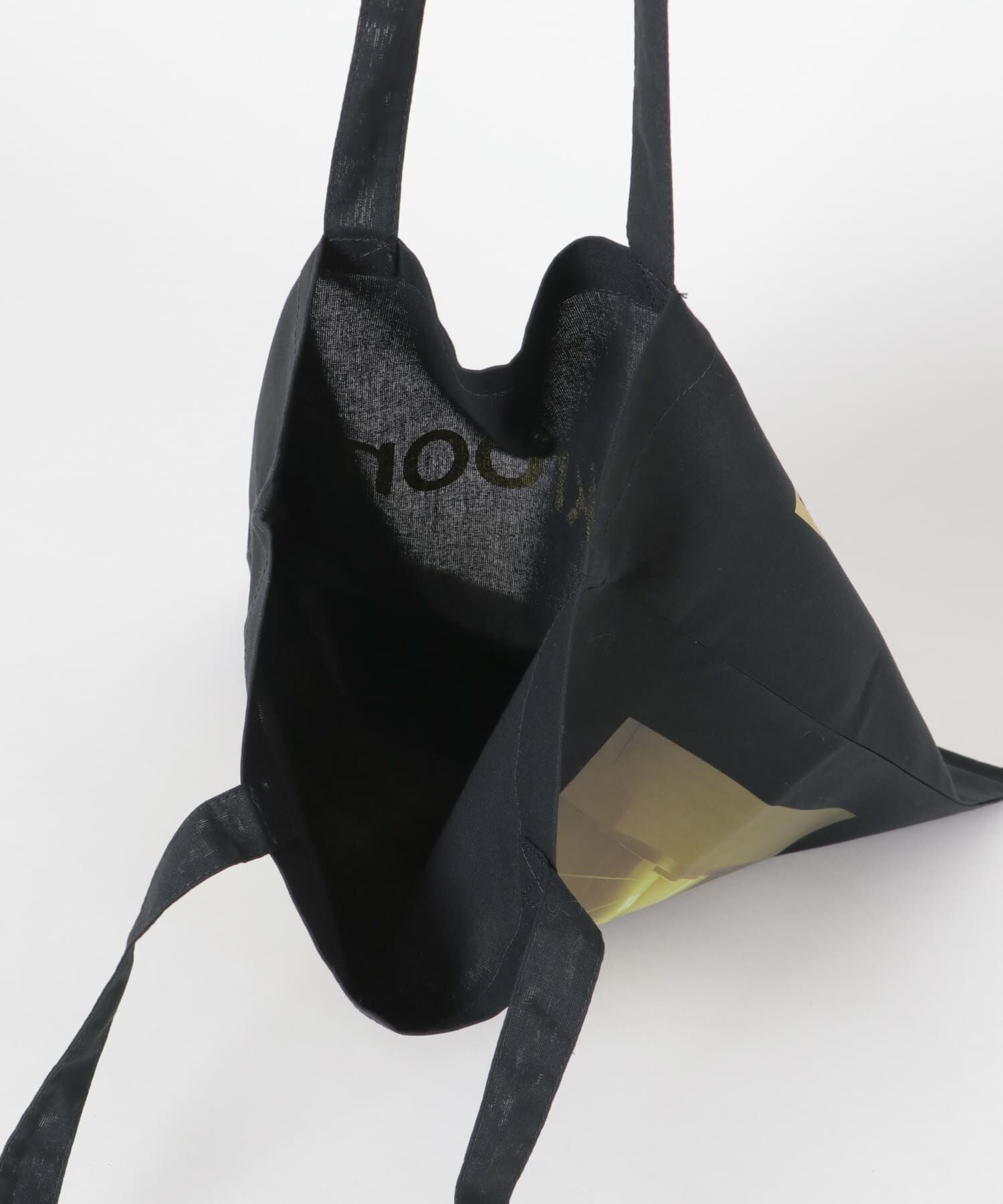 URBAN RESEARCH「URBAN RESEARCH&times;Backrooms&times;A24　LIMINAL SPACE TOTE BAG」|トートバッグ|