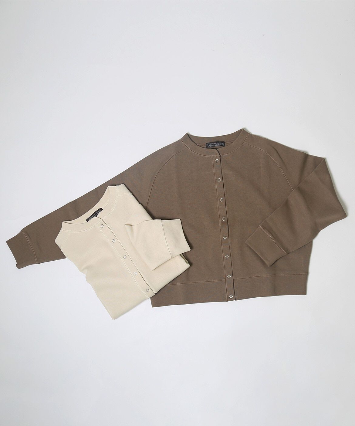 INED「ドットボタンカーディガン《YVON》」|スウェット・ジャージ|