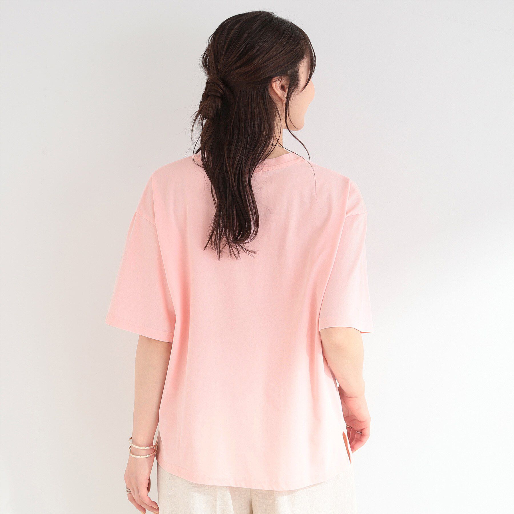 SHOO･LA･RUE「【S-LL/洗濯機可】選べる3柄 ヴィンテージ風こなれアソートTシャツ」|Tシャツ・カットソー|