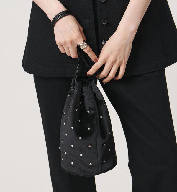 UNITED ARROWS「スタッズ ドローストリングバッグ」|ショルダー・メッセンジャー|BLACK