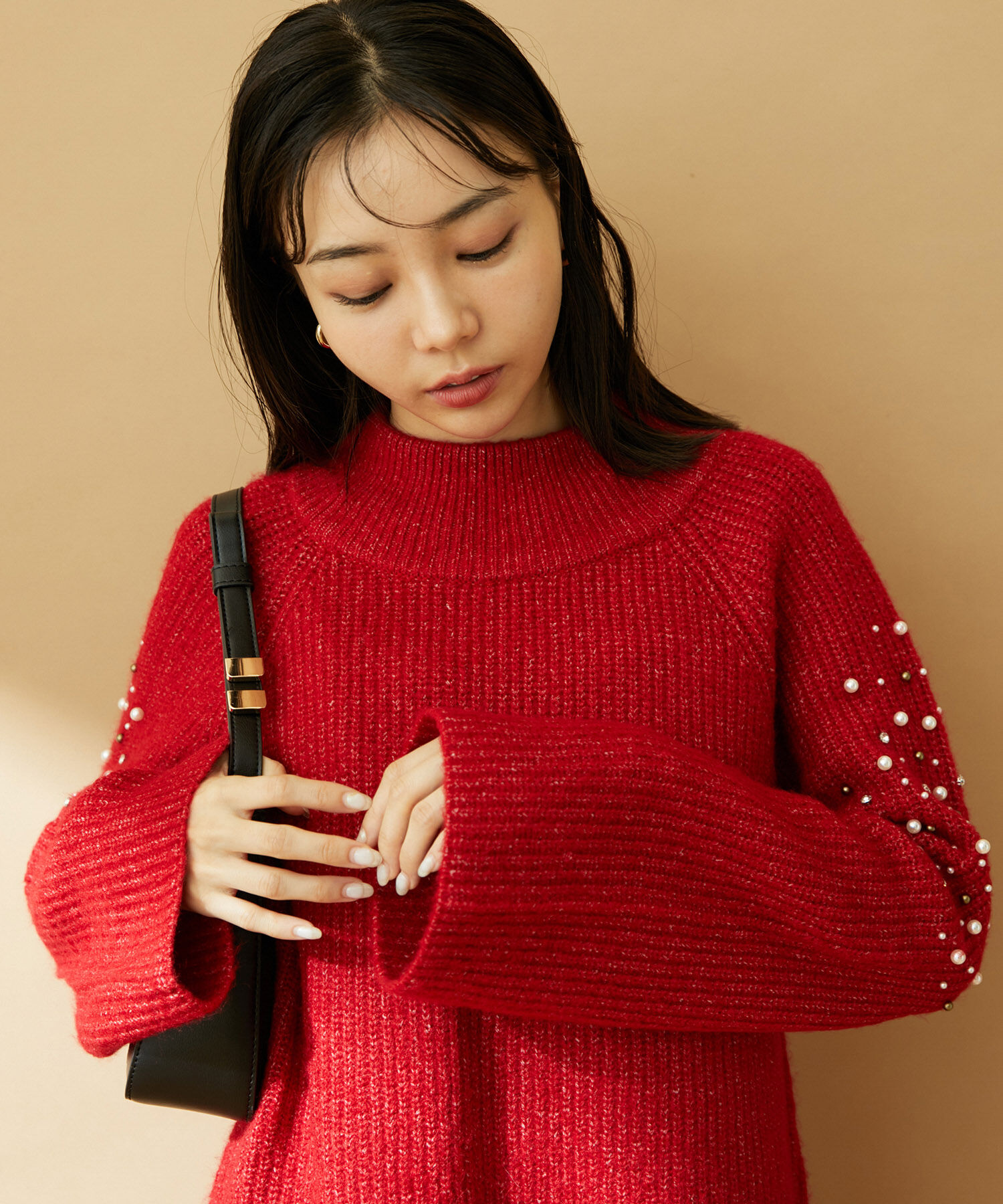 VIS「パール＆ビーズアクセントスリーブミニ丈ニットワンピース」|ワンピース|