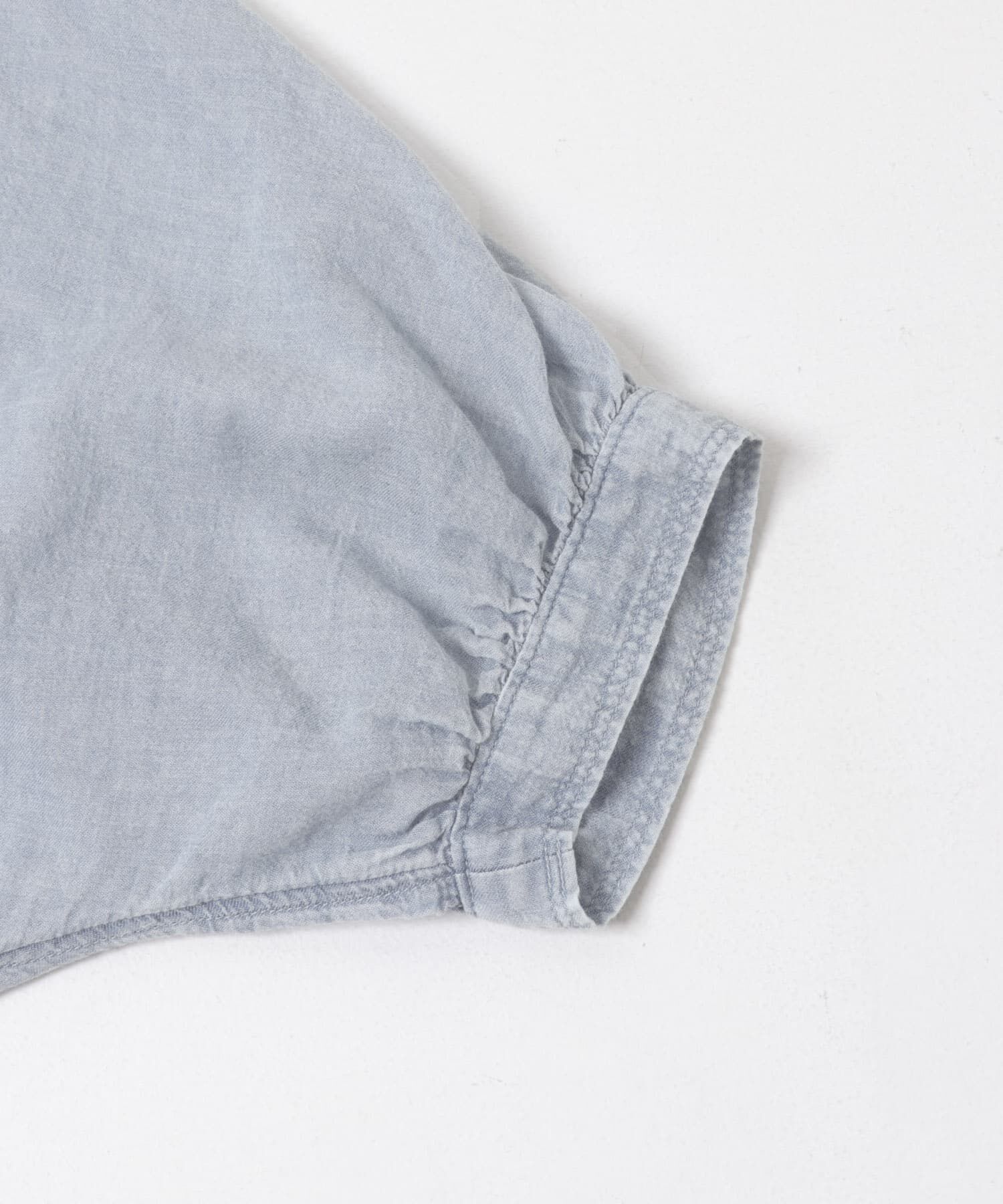 URBAN RESEARCH DOORS「シアーデニムピンタックドルマンブラウス」|シャツ・ブラウス|