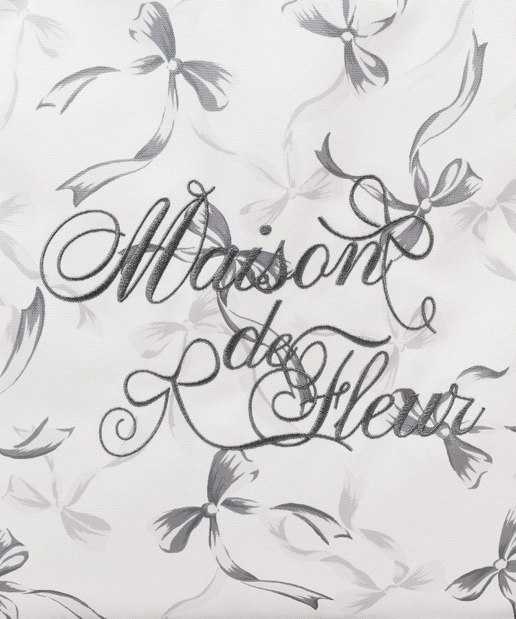 Maison de FLEUR「【A4対応】ブランドロゴ刺繍リボンプリントスクエアトート」|トートバッグ|