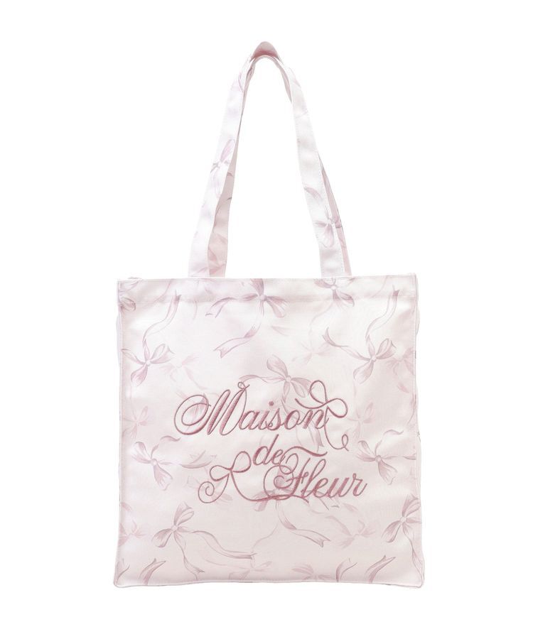 Maison de FLEUR「【A4対応】ブランドロゴ刺繍リボンプリントスクエアトート」|トートバッグ|