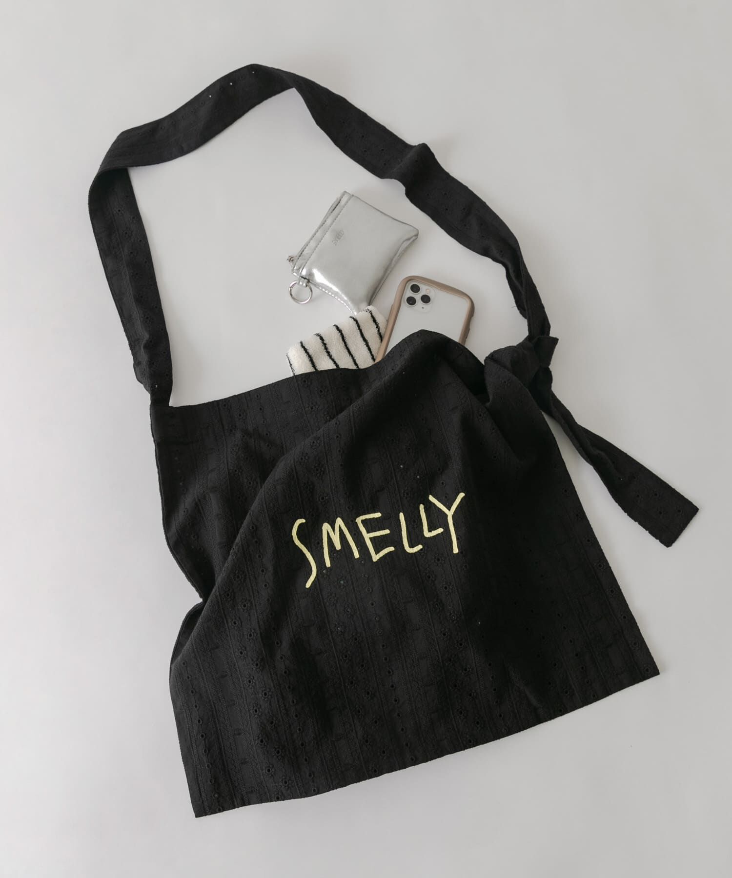 SMELLY「プリントショルダーバッグ」|ショルダー・メッセンジャー|