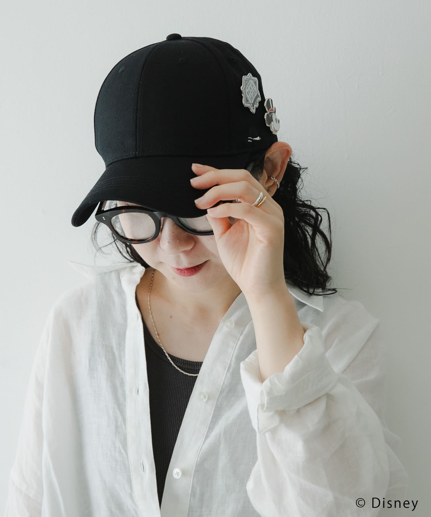 URBAN RESEARCH「別注/Disney/ピンバッジCAP」|キャップ・キャスケット|