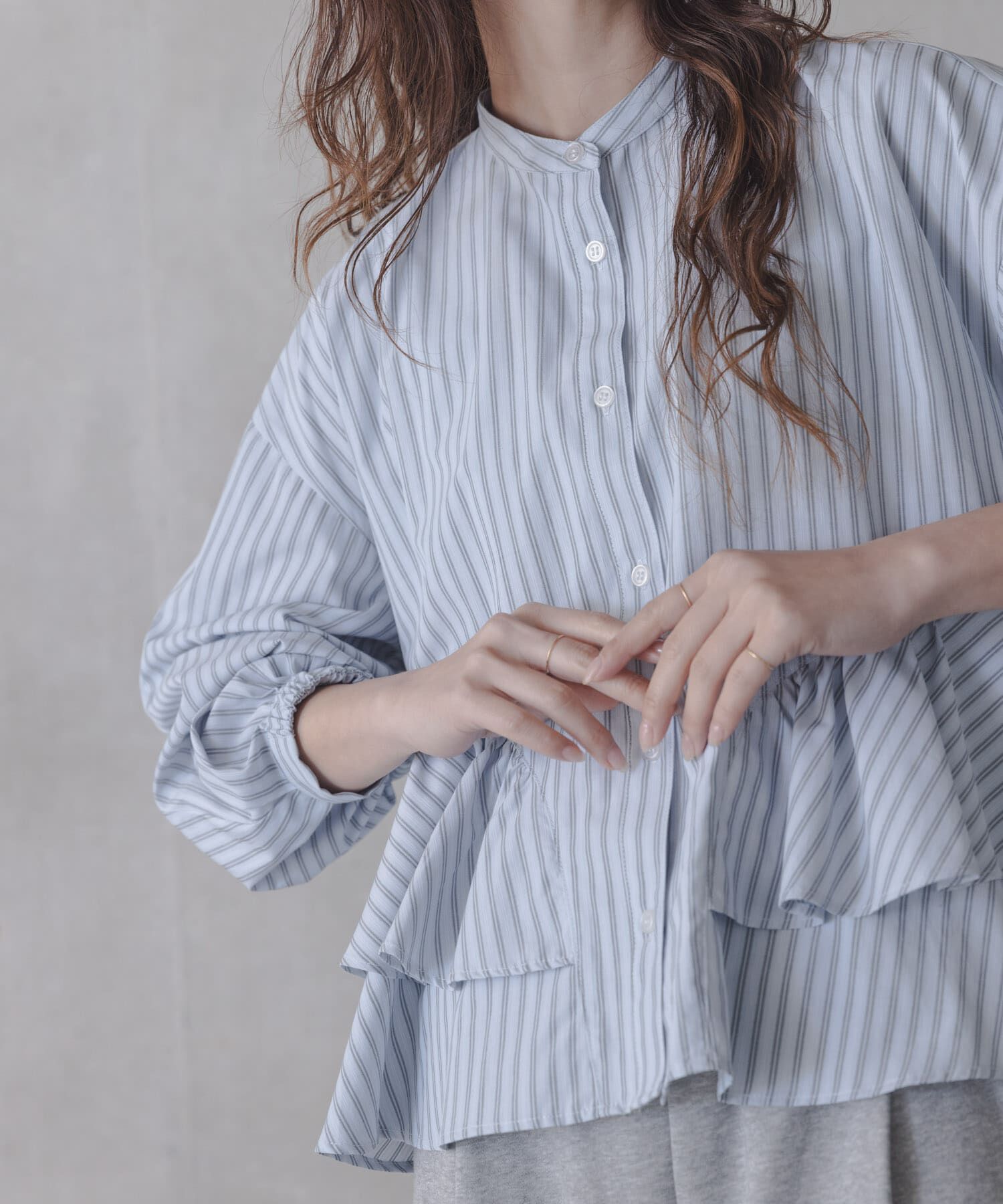 WEB限定』バンドカラーフリルストライプシャツ（Sonny Label