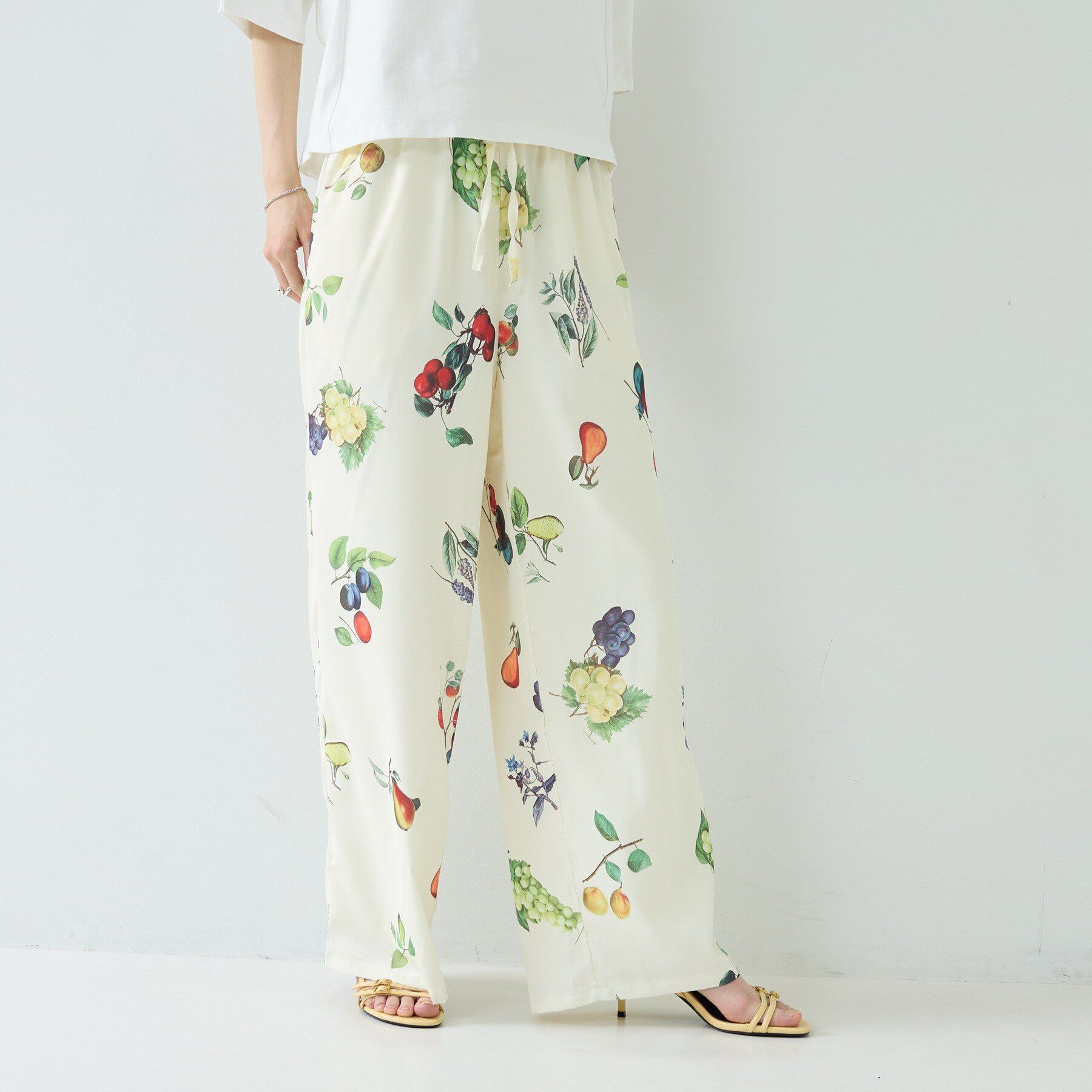 GALLEST「【一部店舗限定】フルーツプリントパンツ」|その他|アイボリー(104)