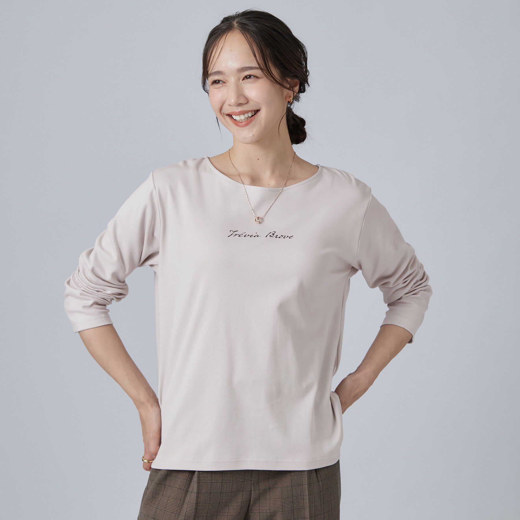 SHOO･LA･RUE「【UV/S-LL/洗濯機可】大人上品 ロゴプリントロンT」|Tシャツ・カットソー|