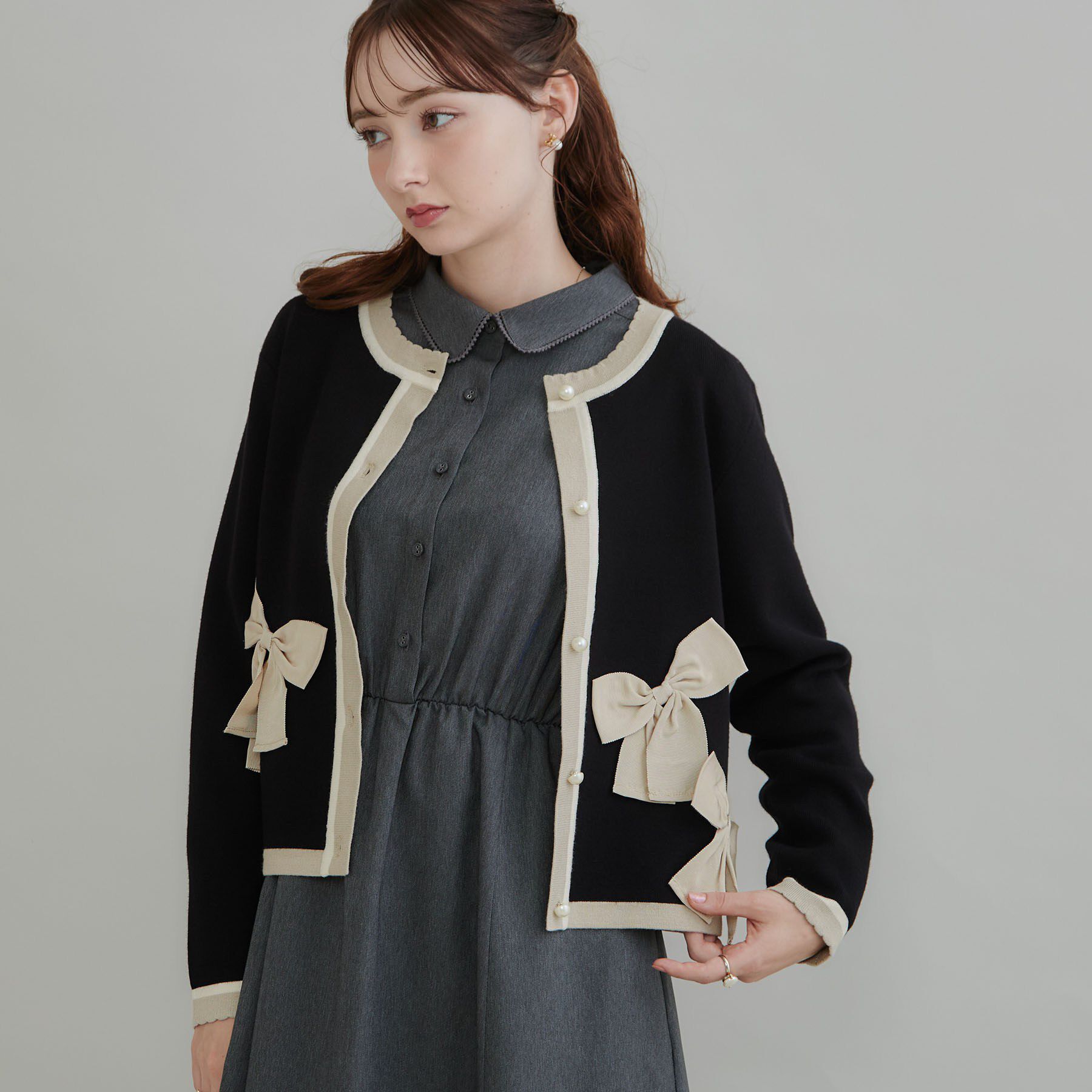 Couture broach「【リボンが主役】配色 総針スカラカーディガン」|カーディガン|