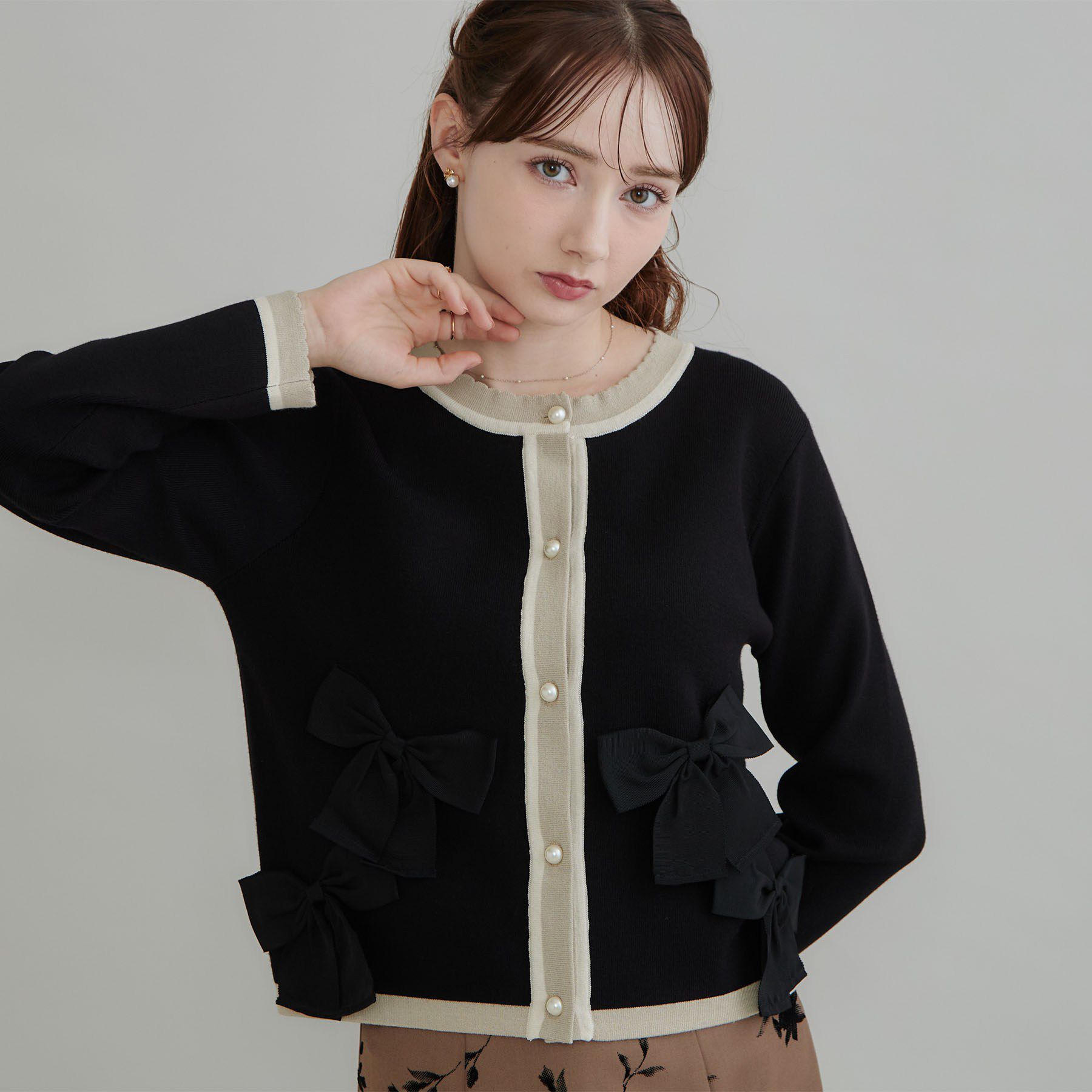 Couture broach「【リボンが主役】配色 総針スカラカーディガン」|カーディガン|ブラック(019)