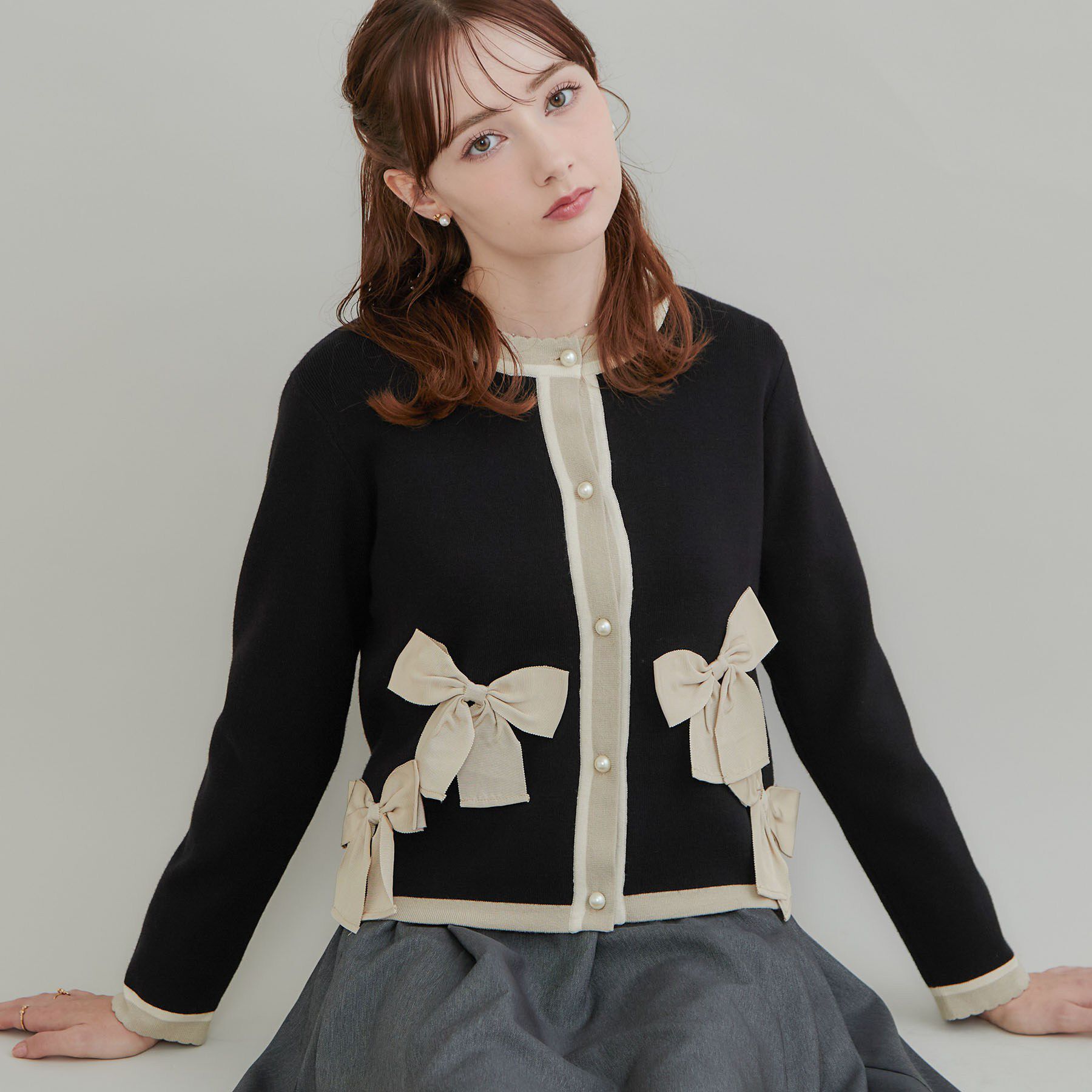Couture broach「【リボンが主役】配色 総針スカラカーディガン」|カーディガン|ブラック(719)