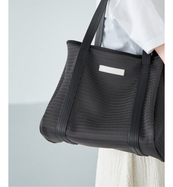 IENA「《洗濯機洗い可》qbag paris/キューバッグ パリ 別注NEST ZIP M バッグ」|トートバッグ|