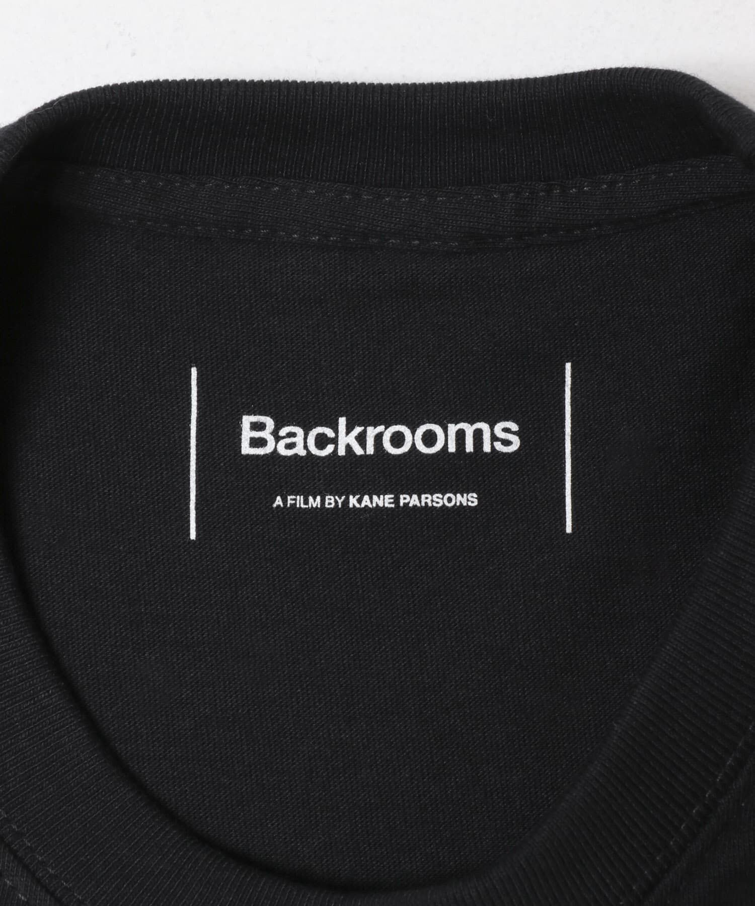 URBAN RESEARCH「URBAN RESEARCH&times;Backrooms&times;A24　Backrooms T-SHIRTS」|Tシャツ・カットソー|