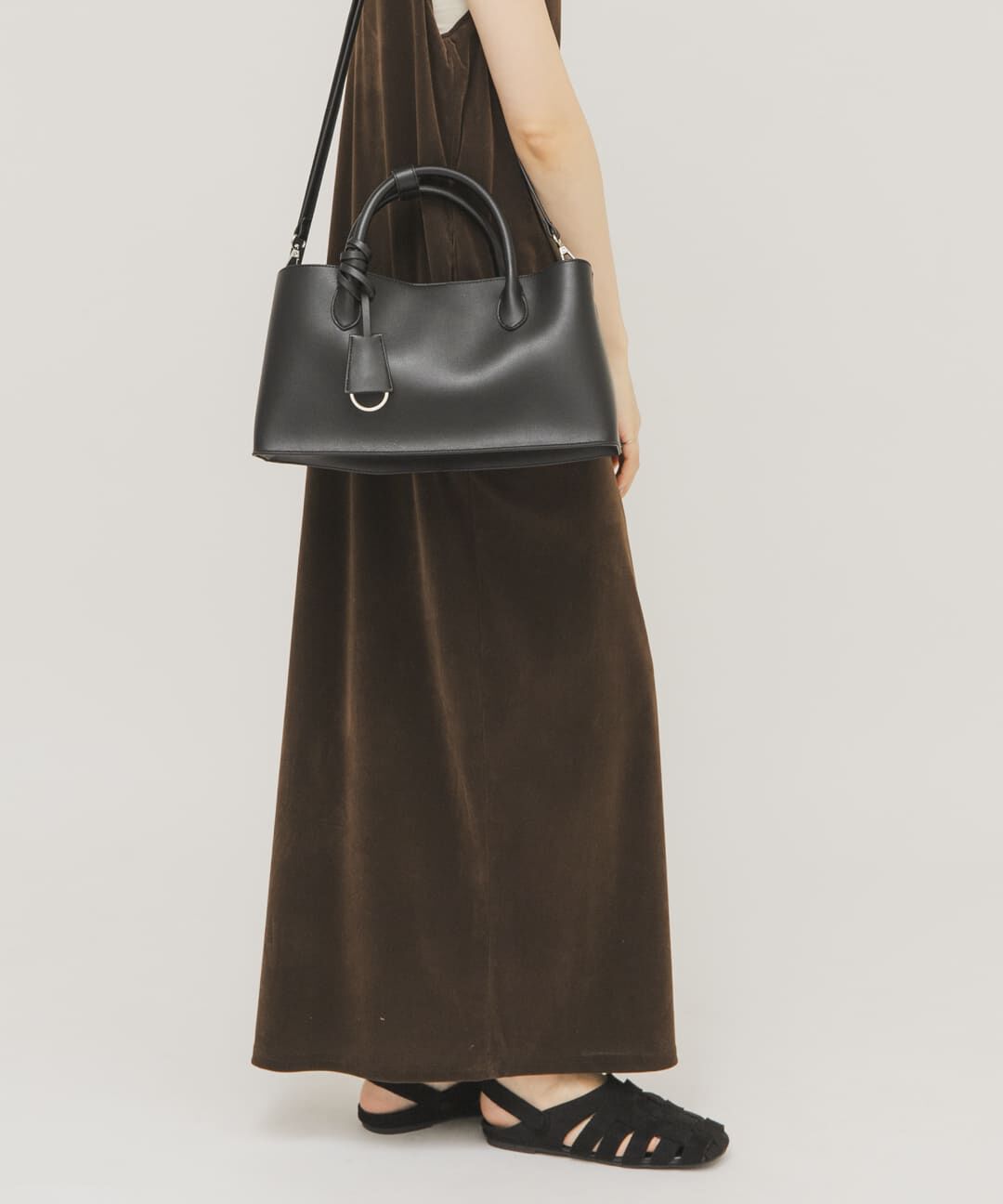  「チャーム付きワイドボックスBAG」|ハンドバッグ|