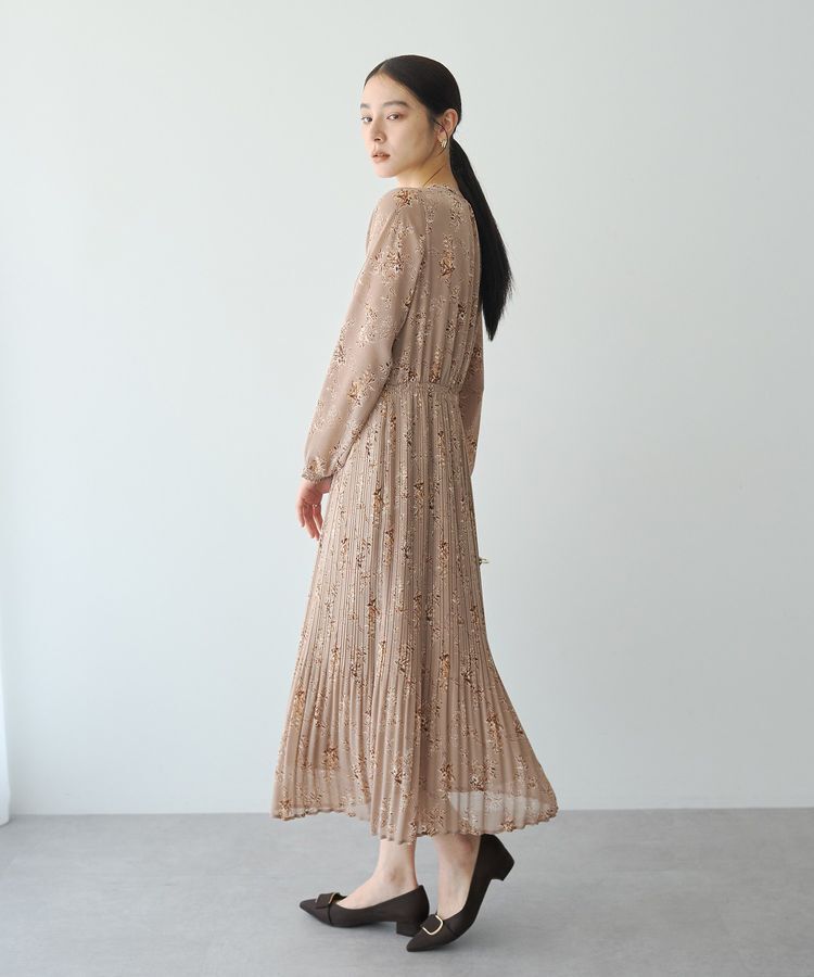 YECCA VECCA「ヴィンテージフラワー柄プリーツワンピース」|ワンピース|