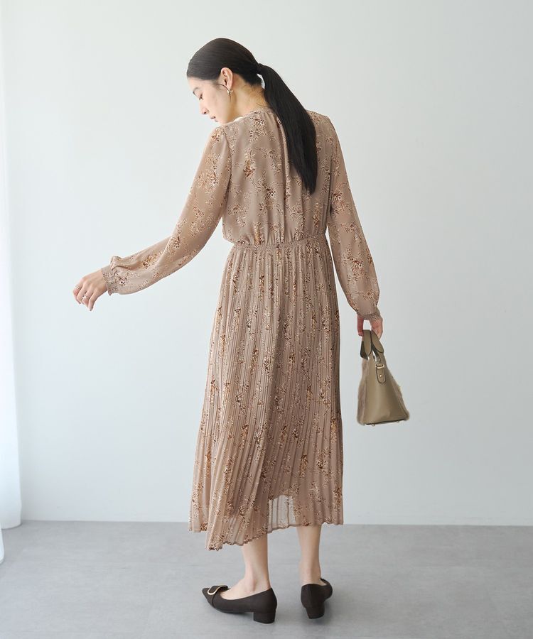 YECCA VECCA「ヴィンテージフラワー柄プリーツワンピース」|ワンピース|