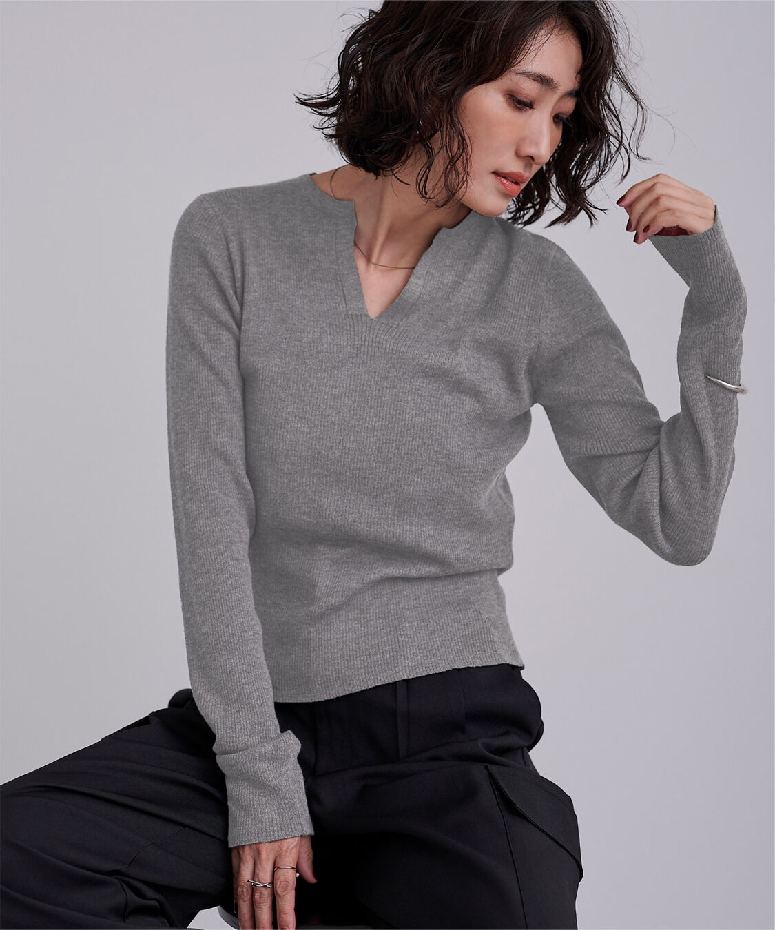 ur's「チクチクしないウールブレンドキーネックリブニット」|ニット・セーター|