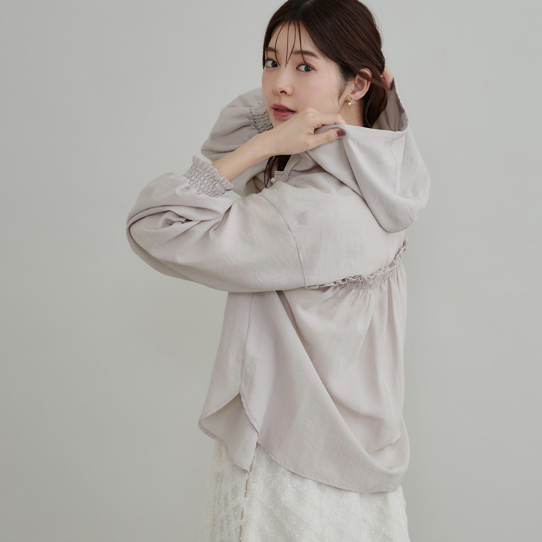 Couture broach「【大人可愛いフーディー】愛されシアーシャツ」|シャツ・ブラウス|