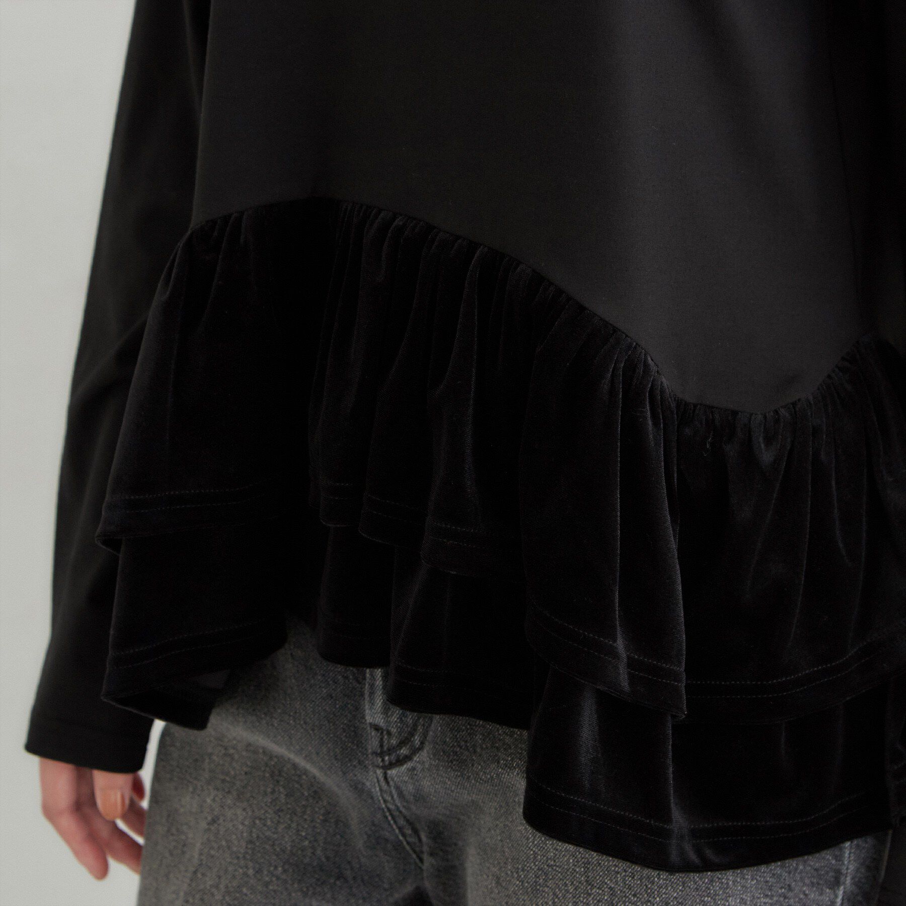 THE SHOP TK「フリルベロアペプラムトップス」|Tシャツ・カットソー|