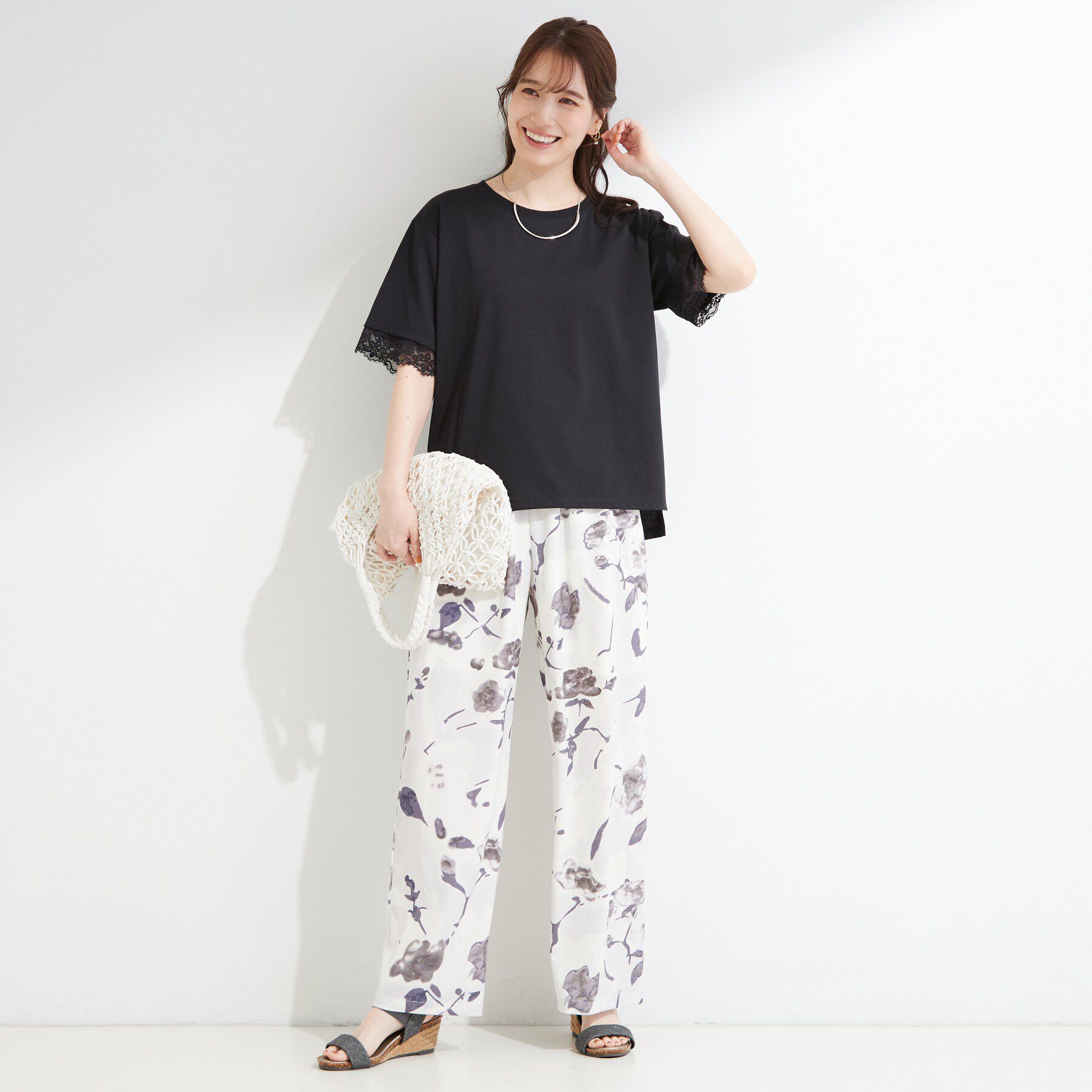 SHOO･LA･RUE「【UV/S-LL/洗濯機可】柄アソート お袖レースが旬顔 上品に決まる大人Tシャツ」|Tシャツ・カットソー|