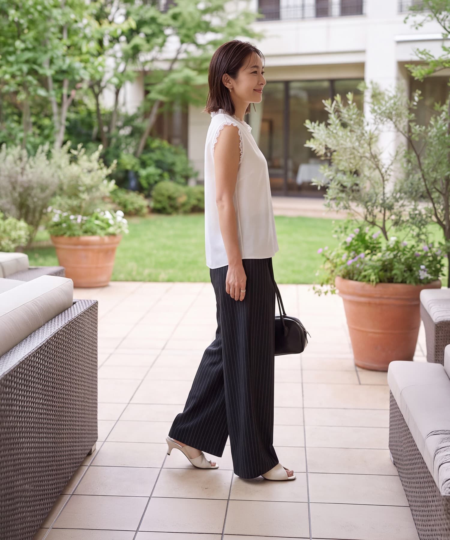 STYLE DELI「【LUXE】チュールトリミングなめらかノースリブラウス」|シャツ・ブラウス|