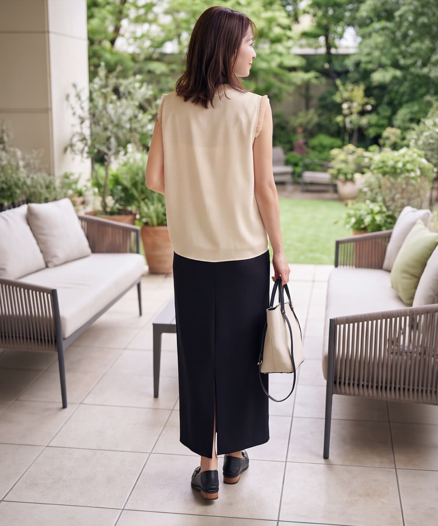 STYLE DELI「【LUXE】チュールトリミングなめらかノースリブラウス」|シャツ・ブラウス|