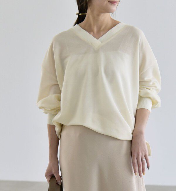 quaranciel「《予約》〈洗濯機可能〉シアー ダンボール ボタン Vネック ルーズ プルオーバー」|Tシャツ・カットソー|