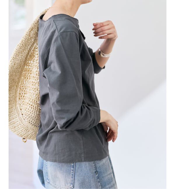 Spick and Span「リネン混ヘンリーネックTシャツ」|Tシャツ・カットソー|