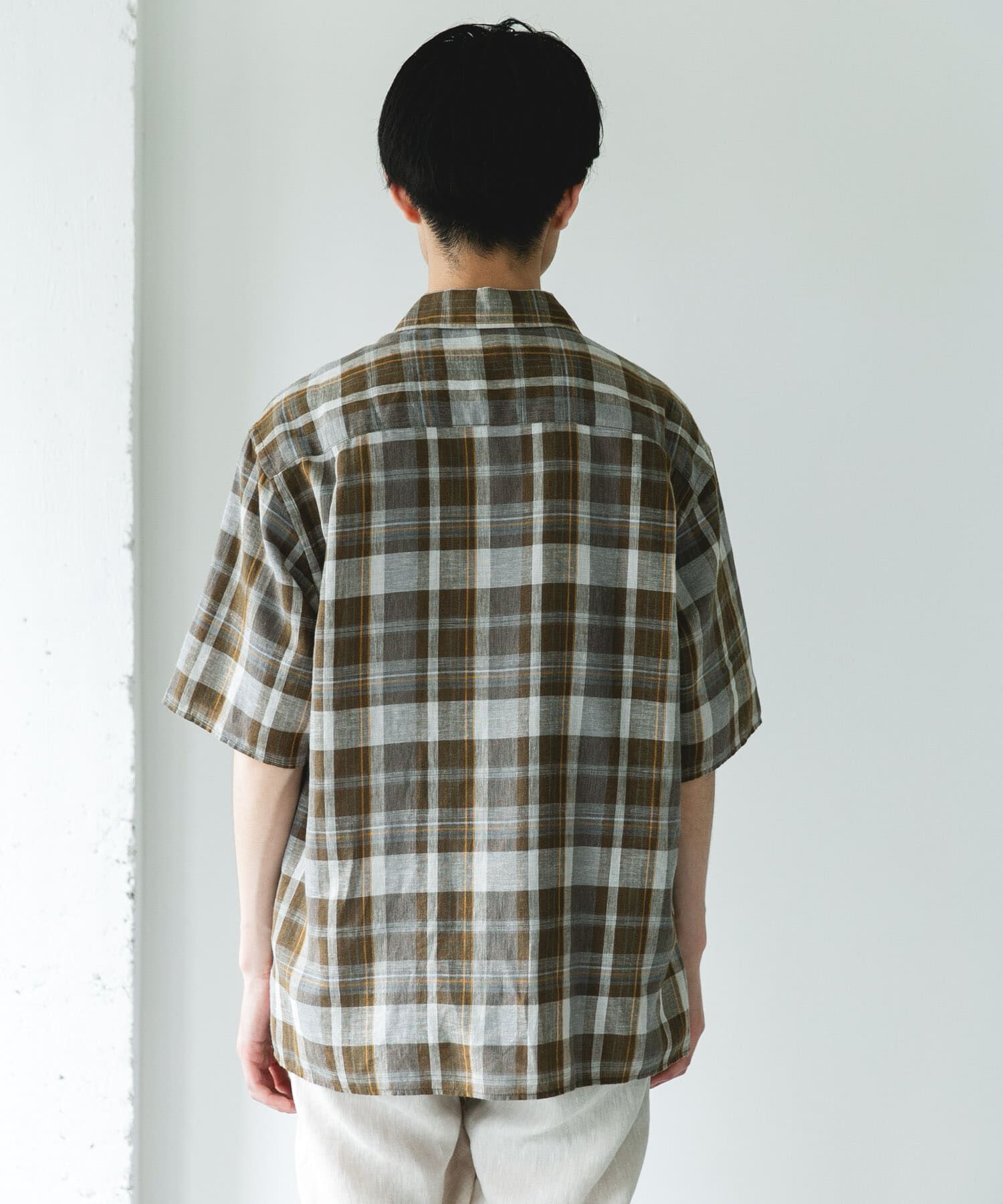 URBAN RESEARCH DOORS「カバーリングリネン キャンプカラーシャツ」|シャツ・ブラウス|