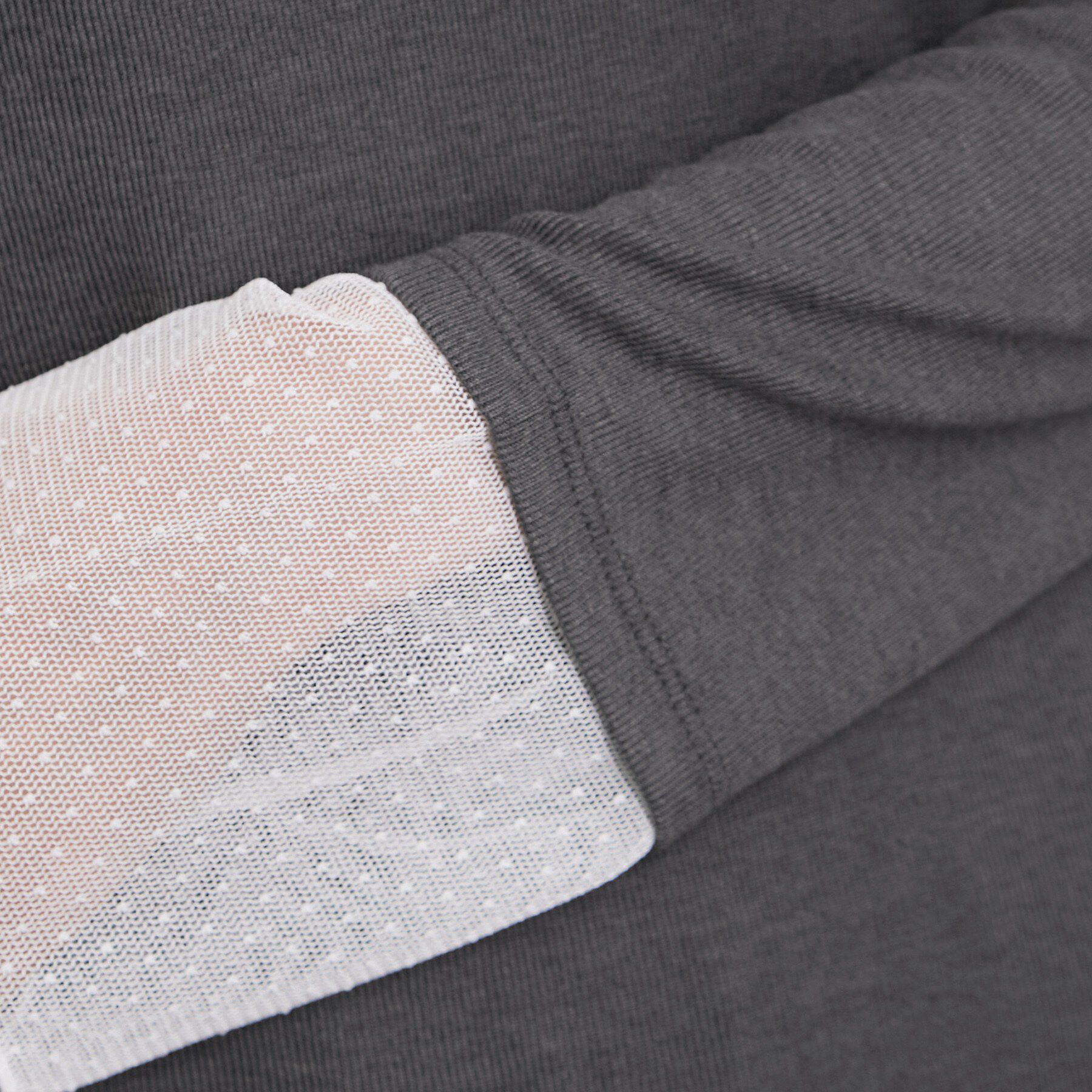 OPAQUE.CLIP「袖口レース＆ドットチュールドッキングトップス【洗濯機OK】」|Tシャツ・カットソー|
