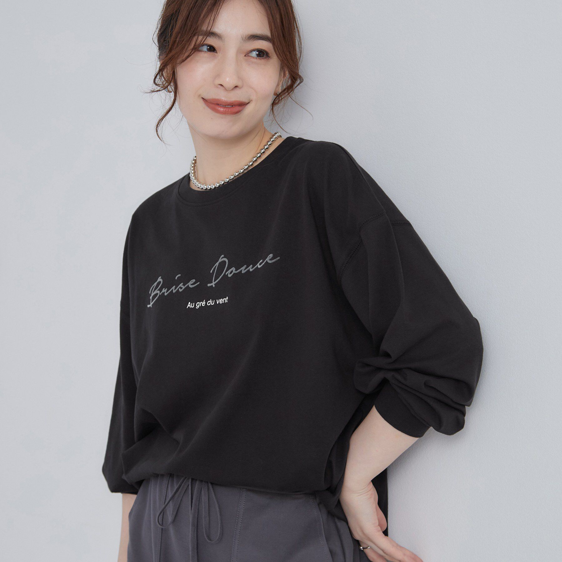 SHOO･LA･RUE「【選べる4柄/体型カバー】ゆるっと着られる BIGロンT」|Tシャツ・カットソー|ブラック(019)