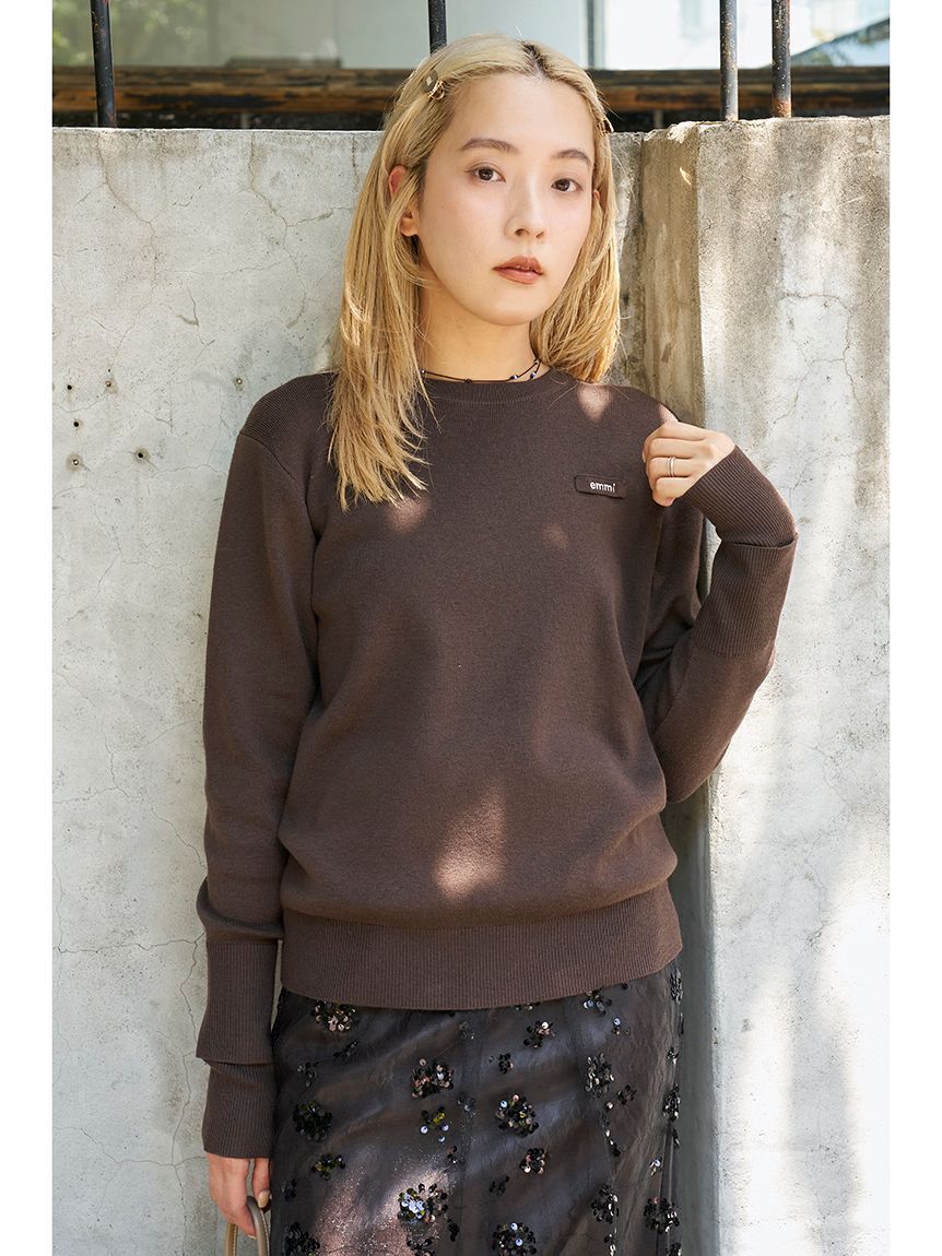 emmi atelier「【ONLINE限定カラーあり】emmiロゴクルーネックプルオーバー」|ニット・セーター|BRW
