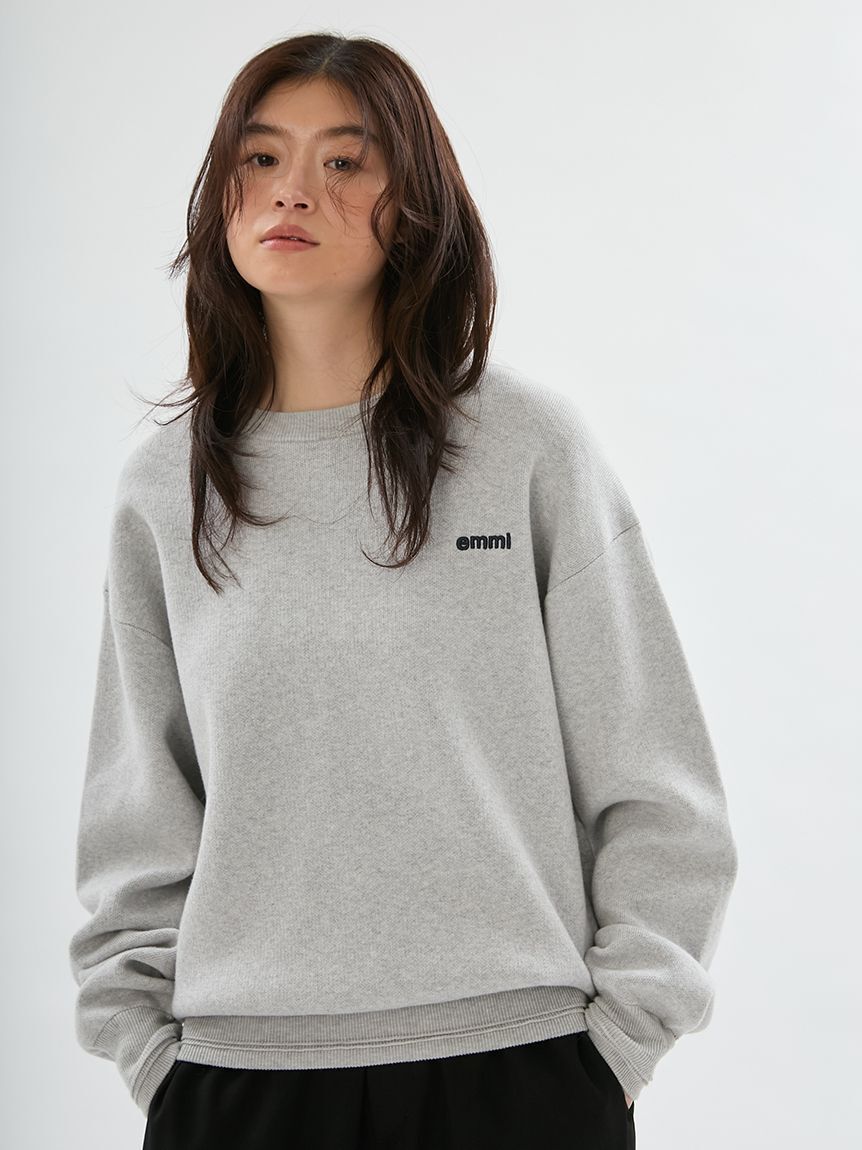 emmi atelier「【ONLINE限定カラーあり】emmiロゴスウェットライクニット」|ニット・セーター|