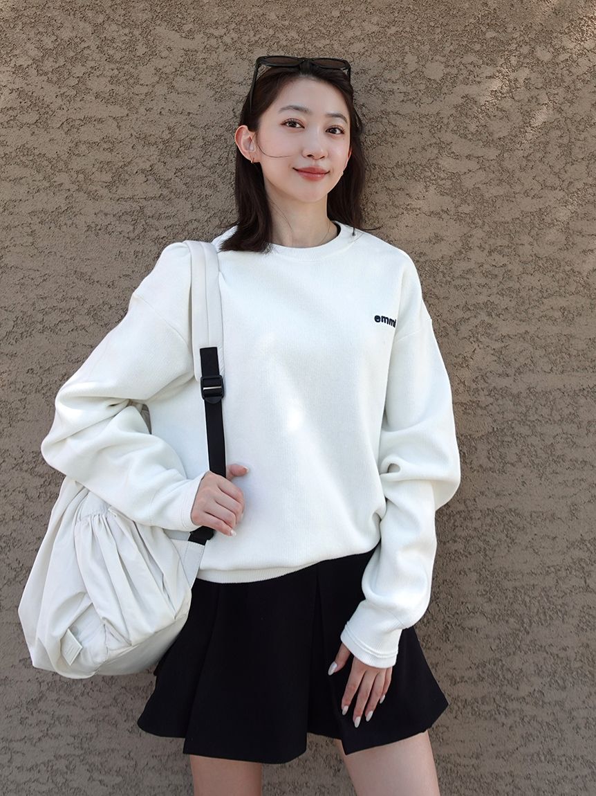 emmi atelier「【ONLINE限定カラーあり】emmiロゴスウェットライクニット」|ニット・セーター|