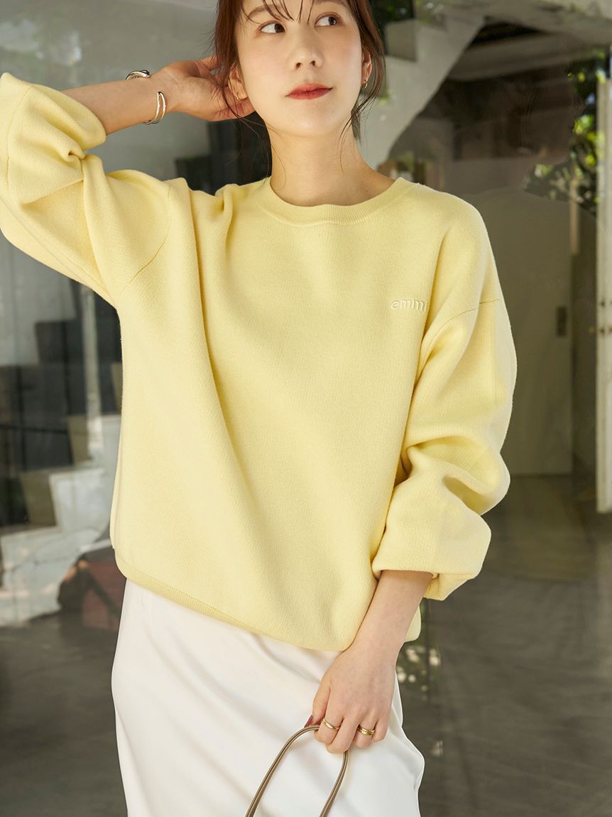 emmi atelier「【ONLINE限定カラーあり】emmiロゴスウェットライクニット」|ニット・セーター|