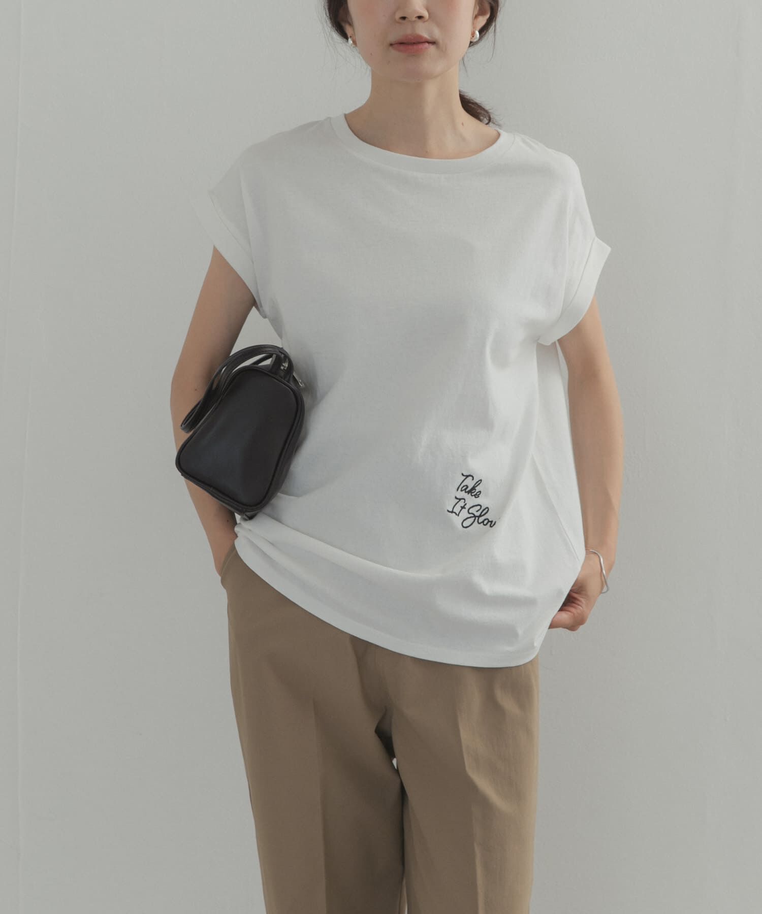 URBAN RESEARCH DOORS「刺繍ロゴTシャツ」|Tシャツ・カットソー|