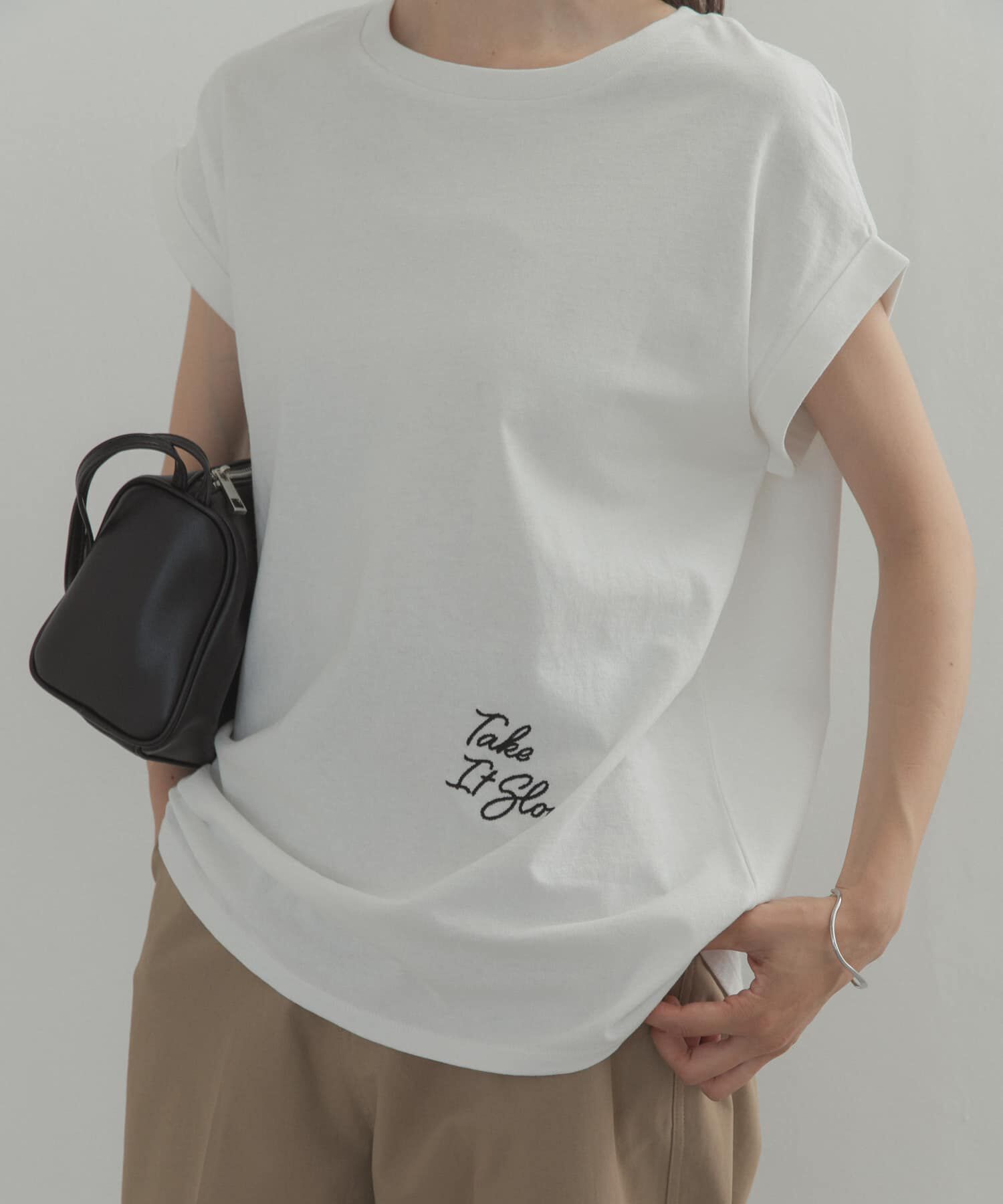 URBAN RESEARCH DOORS「刺繍ロゴTシャツ」|Tシャツ・カットソー|