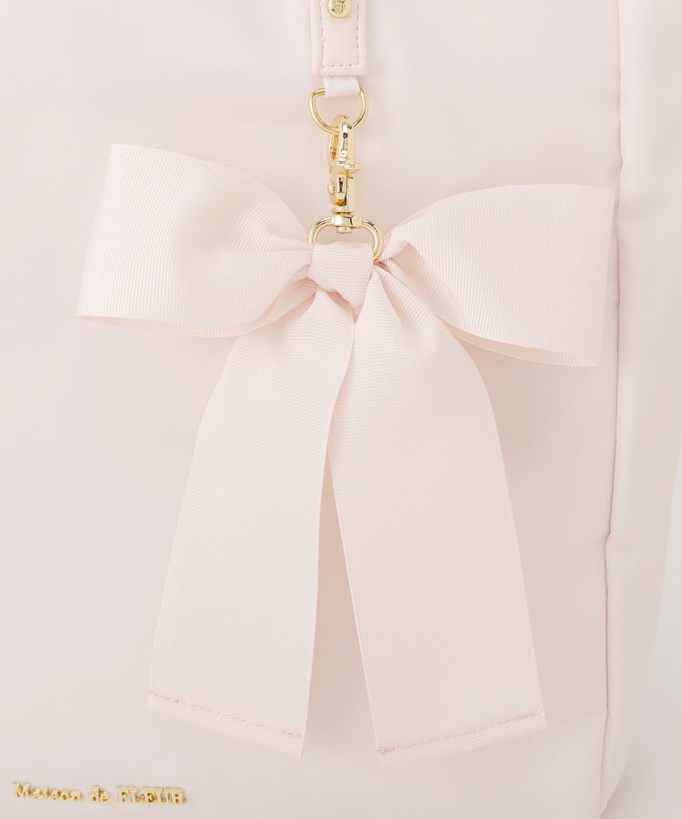 Maison de FLEUR「【機能性バッグ/A4対応】リボンチャーム付き3ルームトートバッグ」|トートバッグ|