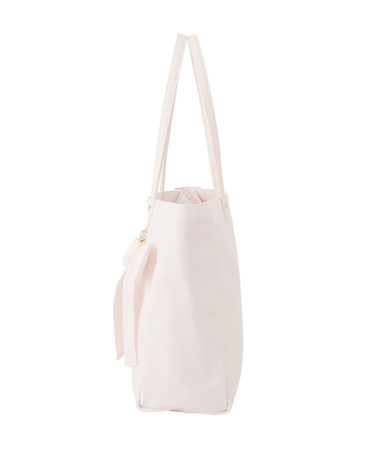 Maison de FLEUR「【機能性バッグ/A4対応】リボンチャーム付き3ルームトートバッグ」|トートバッグ|