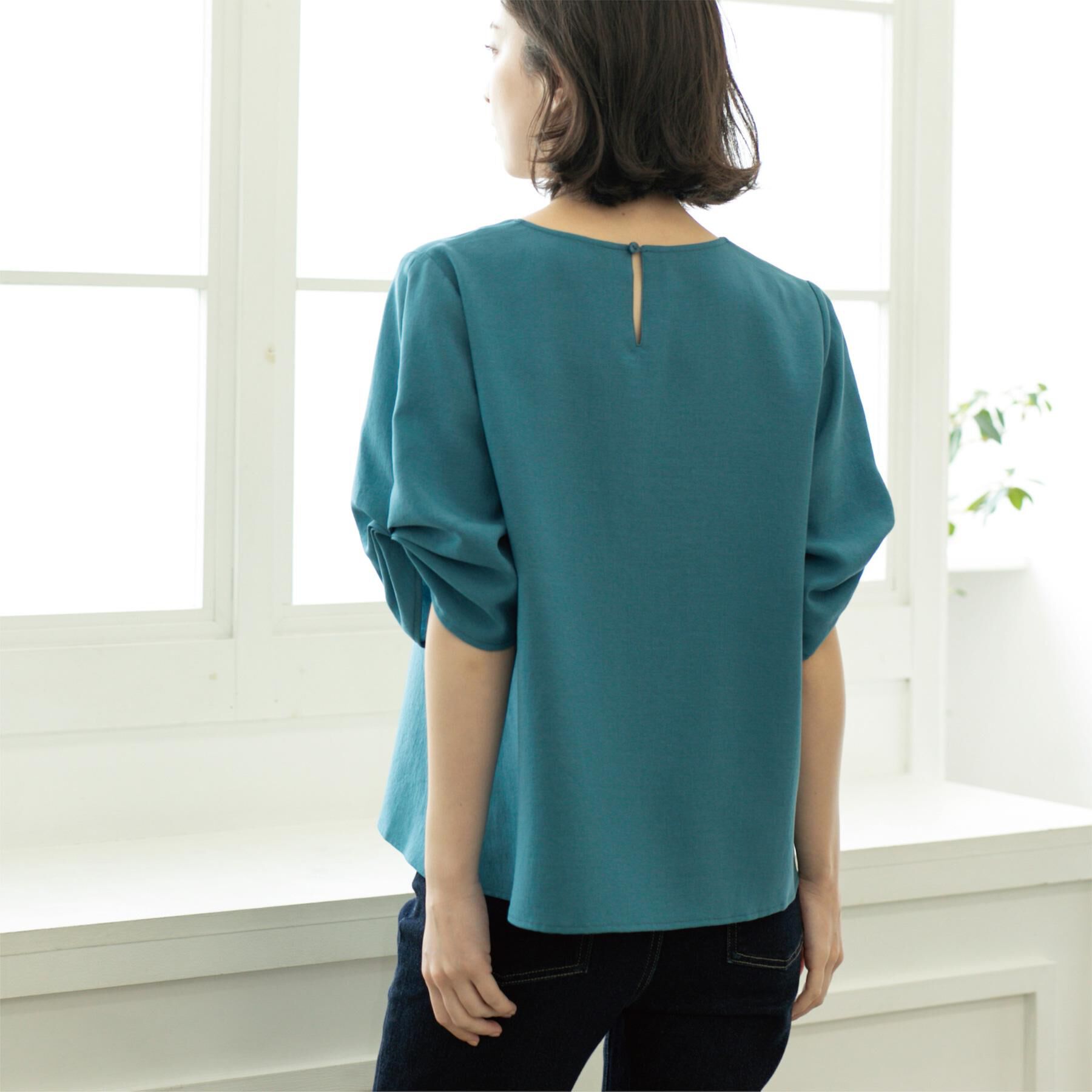 OPAQUE.CLIP「リネンライクキーネックタックスリーブブラウス【洗濯機洗い可／吸水速乾／接触冷感】」|シャツ・ブラウス|